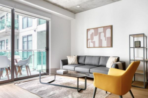 Downtown 1BR w Pool Gym WD nr Staples Center LAX-551